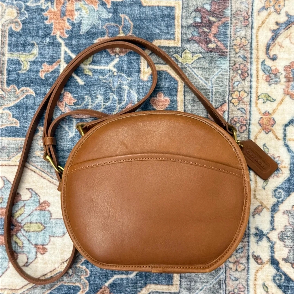 Vintage Coach Chester Leather Crossbody Bag